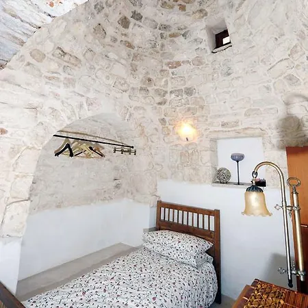 Tatil Evi Trullo Mimosa Martina Franca