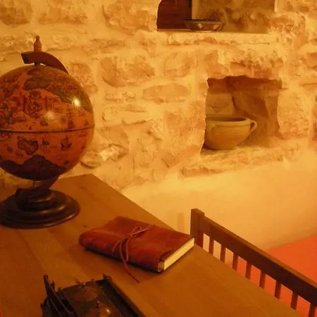 Trullo Mimosa Tatil Evi *